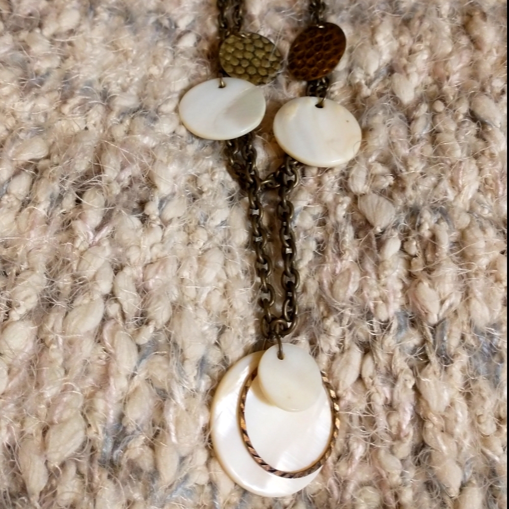 NWOT Statement necklace